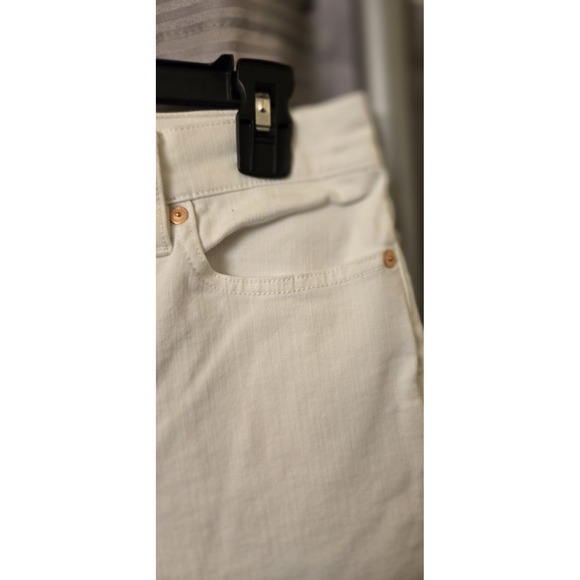 Lands End Women's White Mid Rise Straight‎ Leg Denim Jeans 8 - Picture 4 of 9